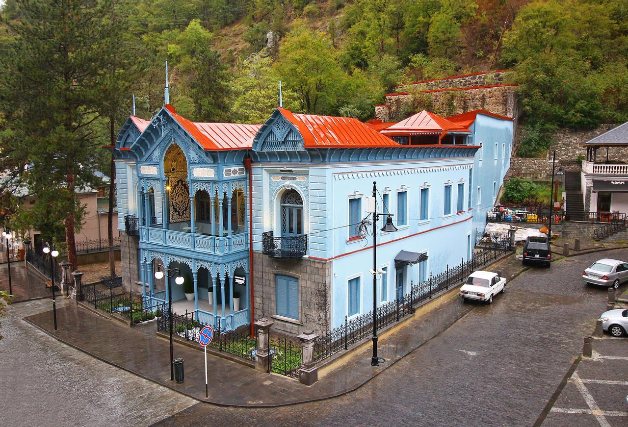 Golden Tulip Borjomi Hotel Exterior photo