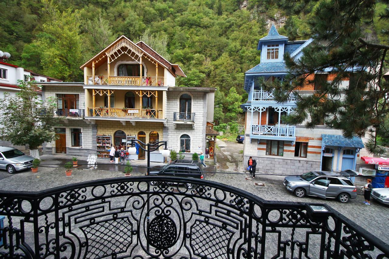 Golden Tulip Borjomi Hotel Exterior photo